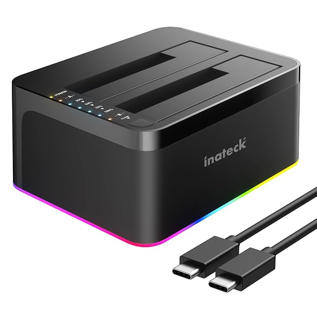 Inateck schwarze Dockingstation mit zwei Schächten, RGB-Beleuchtung und zwei Steckplätzen