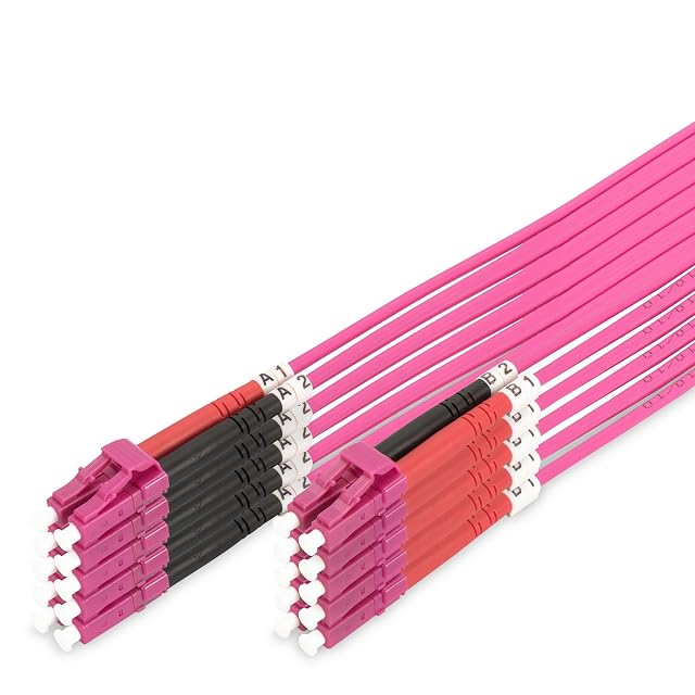 DIGITUS violette Glasfaser-Patchleitungen OM4 duplex mit LC-Steckern, fünf je Packung
