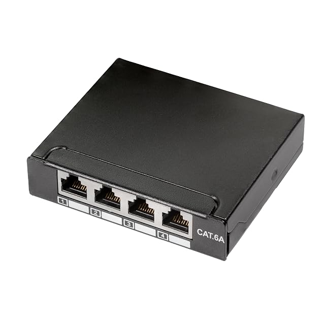 Kleines BIGtec Metall-Patchfeld mit vier Cat-6a-Ports und geschirmten RJ45-Buchsen