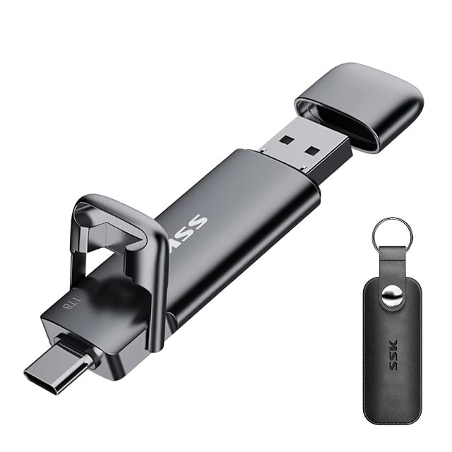 Portable SSD SSK SD301 mit 1 TB als Stick mit USB-C- und USB-A-Stecker am Körper