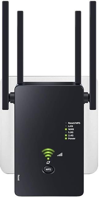 Weißer Dualband-WLAN-Repeater von Tesref mit vier aufgestellten äußeren Antennen